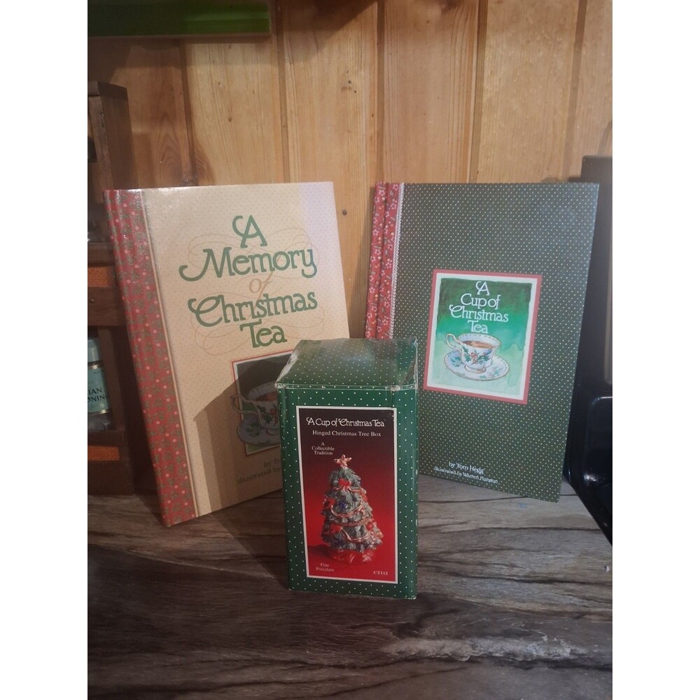 Vintage A Cup Of Christmas Tea Mini Christmas Tree Trinket Hinged & 2 Books